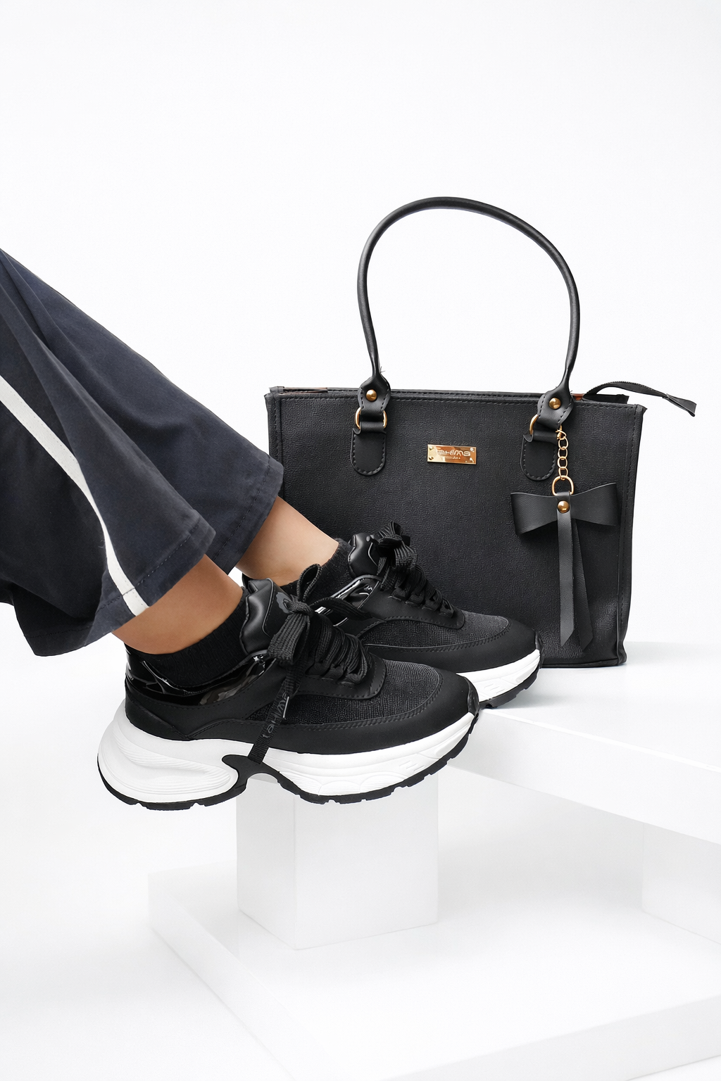 COMBO DIA DE MADRES TENIS+BOLSO COQUETTE